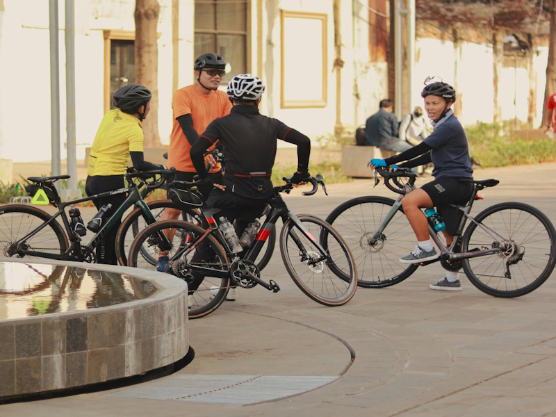 Biking Tours - Discover the city on two wheels with our self-guided biking tours, designed for the adventurous. Use our mobile web tool to follow dynamic routes and uncover scenic paths and landmarks.